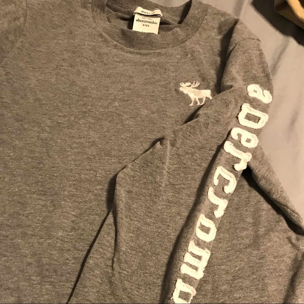 Long sleeve t-shirt
